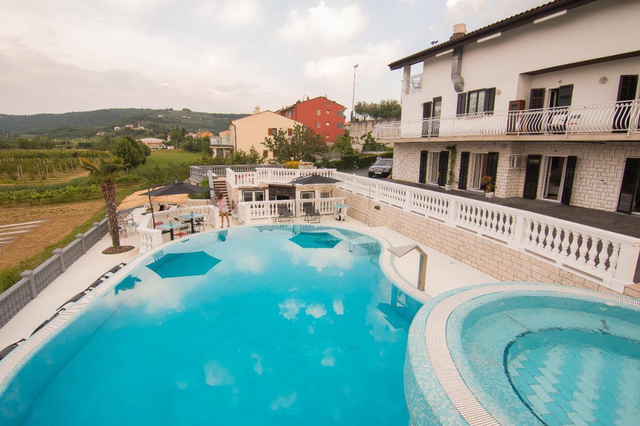 Guesthouse Sole Secovlje Exterior photo